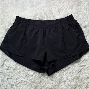 Lululemon Hotty Hot Short II *2.5" Black